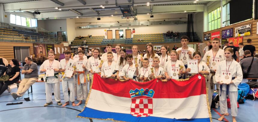 Tri hrvatska kluba uspješna na međunarodnom turniru Slovakian Open Tri hrvatska kluba uspješna na međunarodnom turniru Slovakian Open